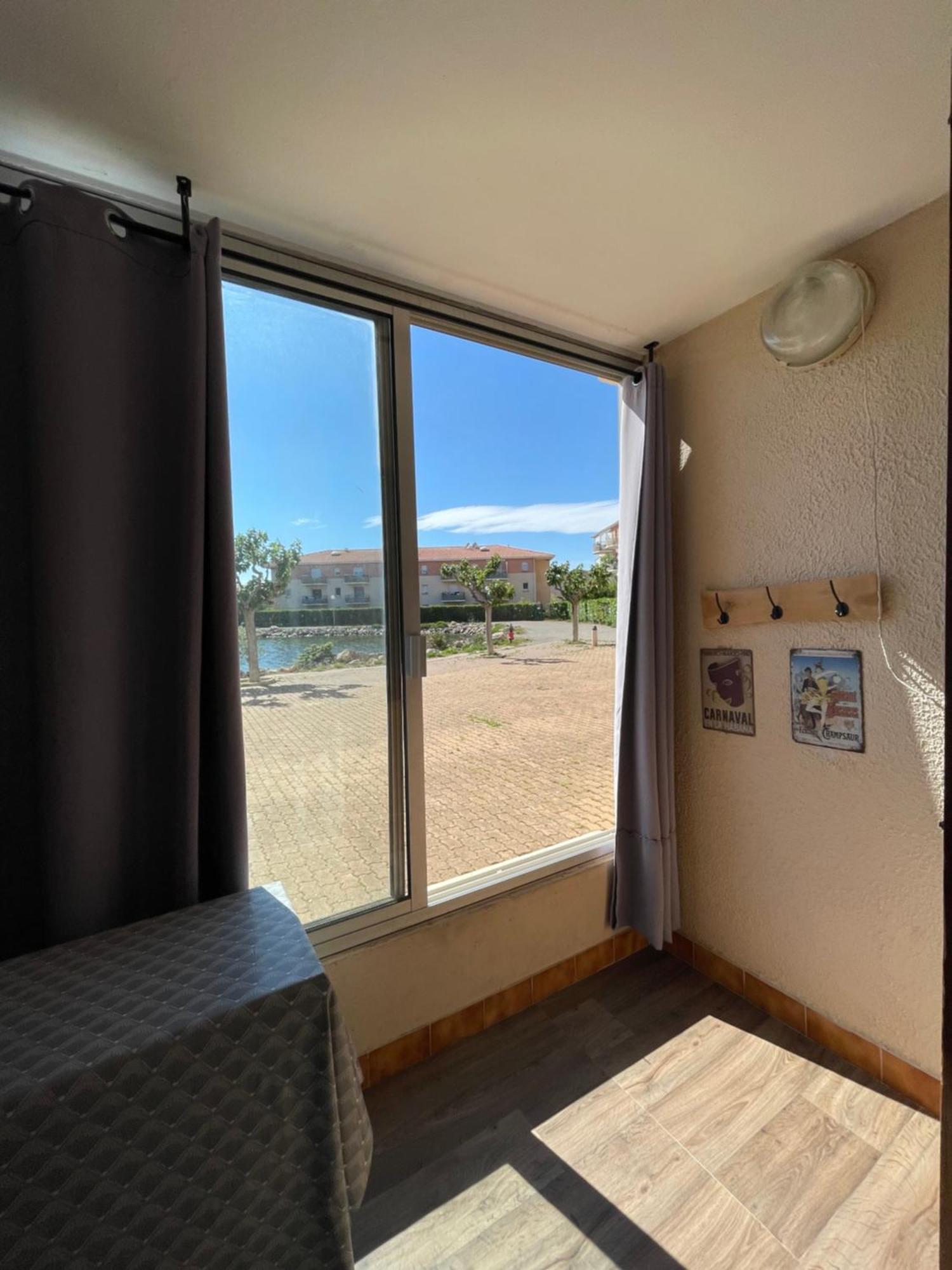 Parenthese Au Bord De L'Eau Apartamento Port-la-Nouvelle Exterior foto